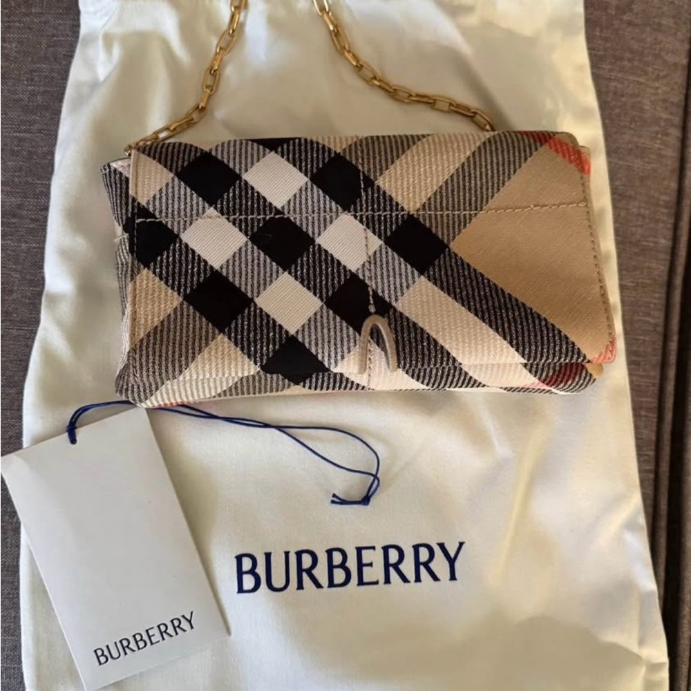 Burberry Black and Cream Checkered Women's Bag